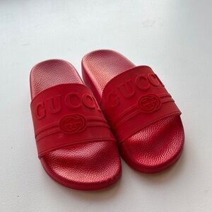Gucci slides size 38 US 8